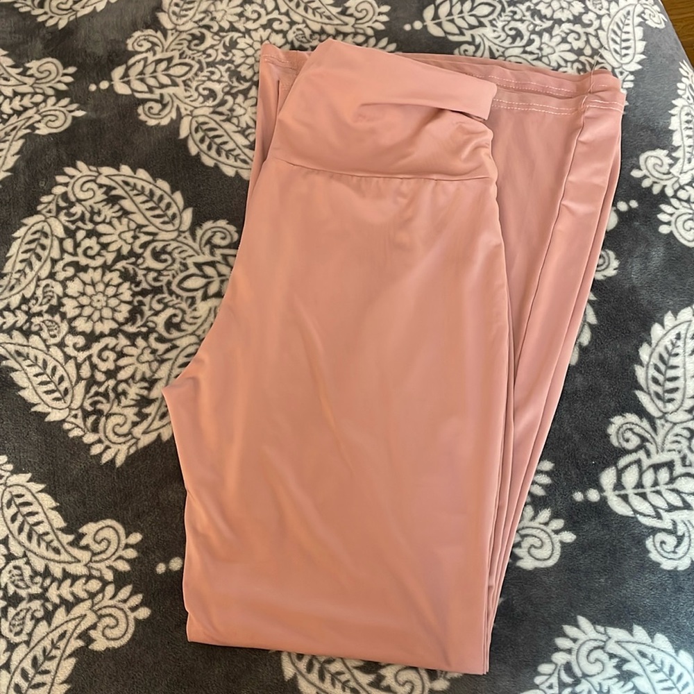 Soft pink lounge pants from Temu. Size Large